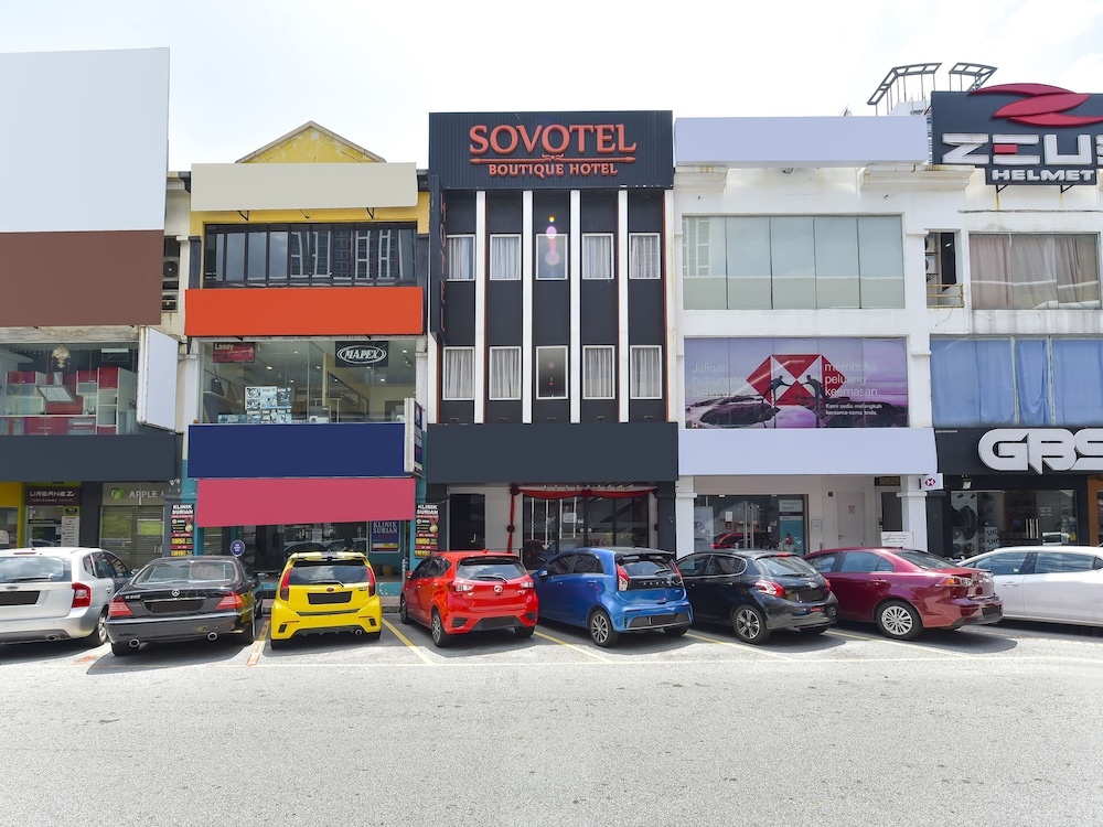OYO 90511 Sovotel Kota Damansara 38a in Petaling Jaya