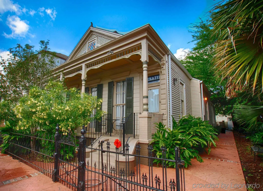 Lamothe House