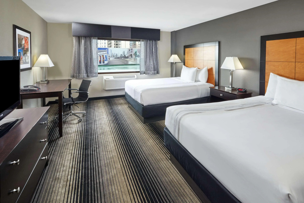 La Quinta Inn & Suites by Wyndham Chicago - Lake Shore - Général