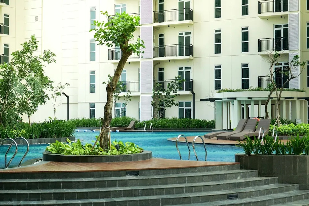 Warm and Cozy Studio at Puri Orchard Apartment