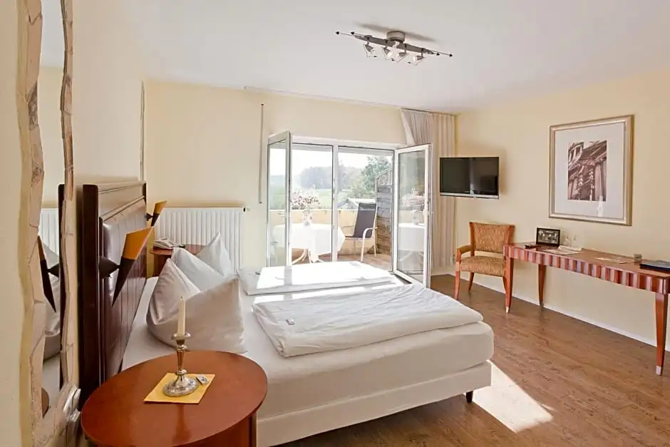 Standard room with balcony