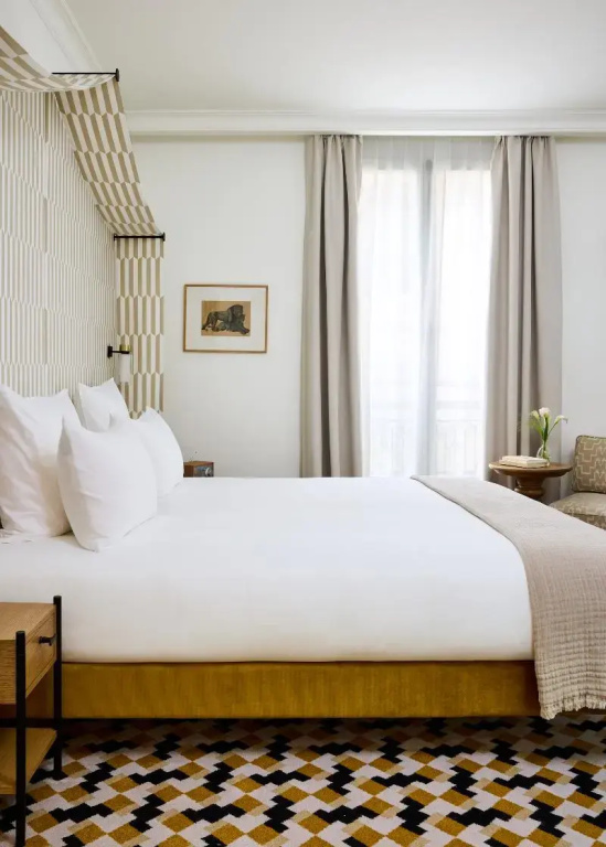 Standard room with balcony
