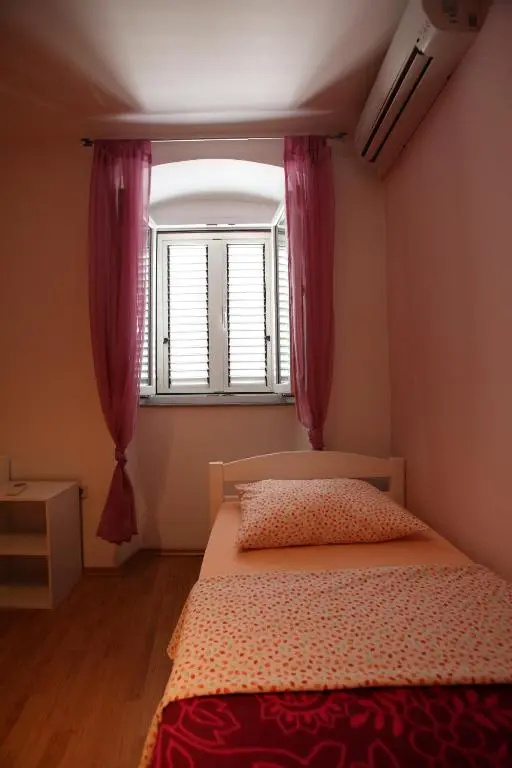 Rooms Denis - Chambres