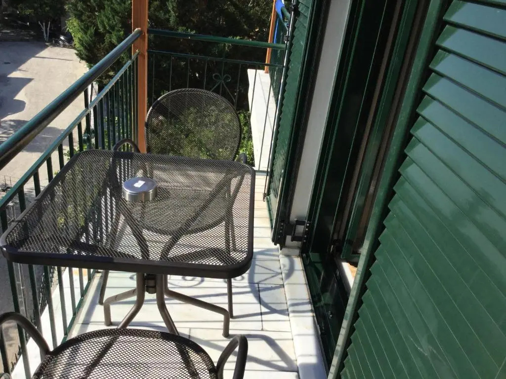 Studio with balcony