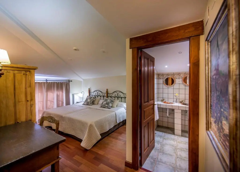 Economy room