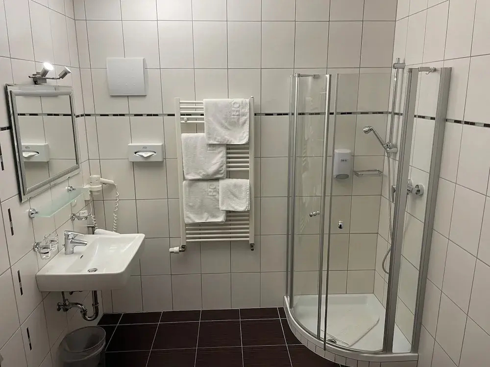 Standard Double room with balcony and with land view (full double bed)