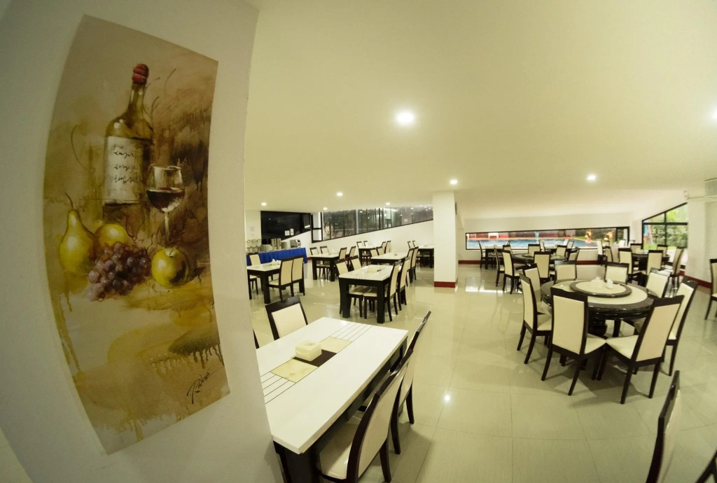 Hotel photo 13