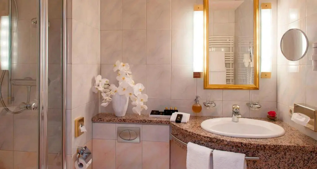 Victor's Residenz - Hotel Schloss Berg - Chambres
