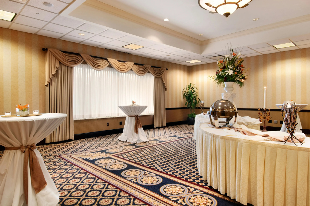 DoubleTree by Hilton Lisle Naperville - Général