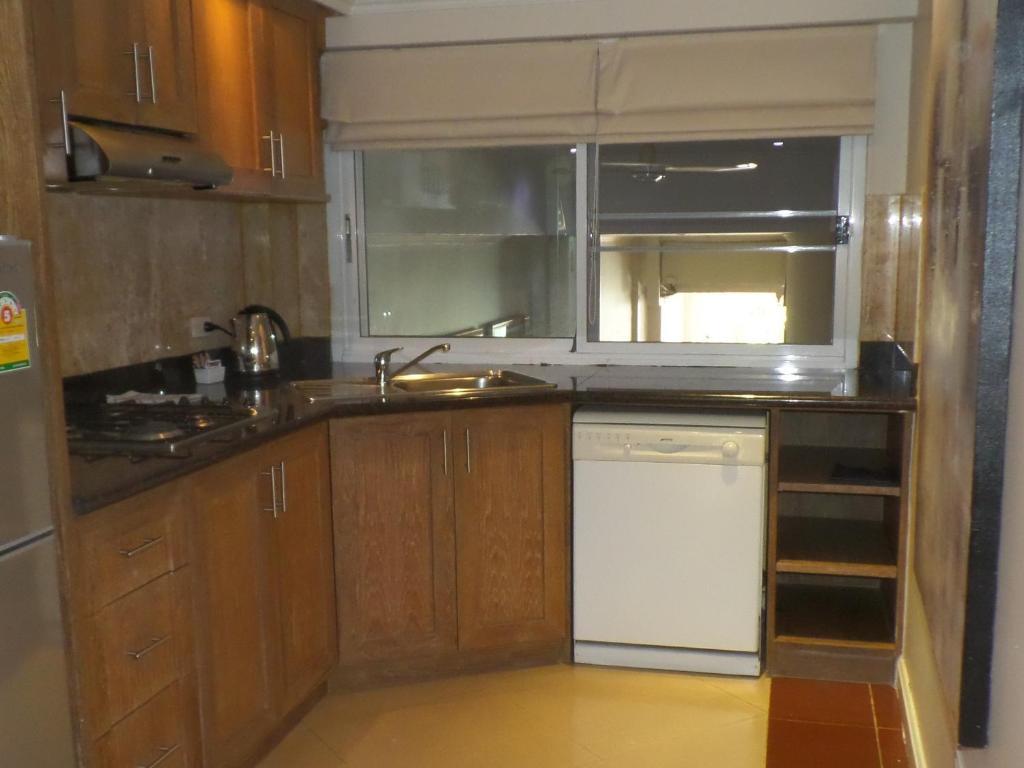 Апартаменты c 1 комнатой в Westbury Residence