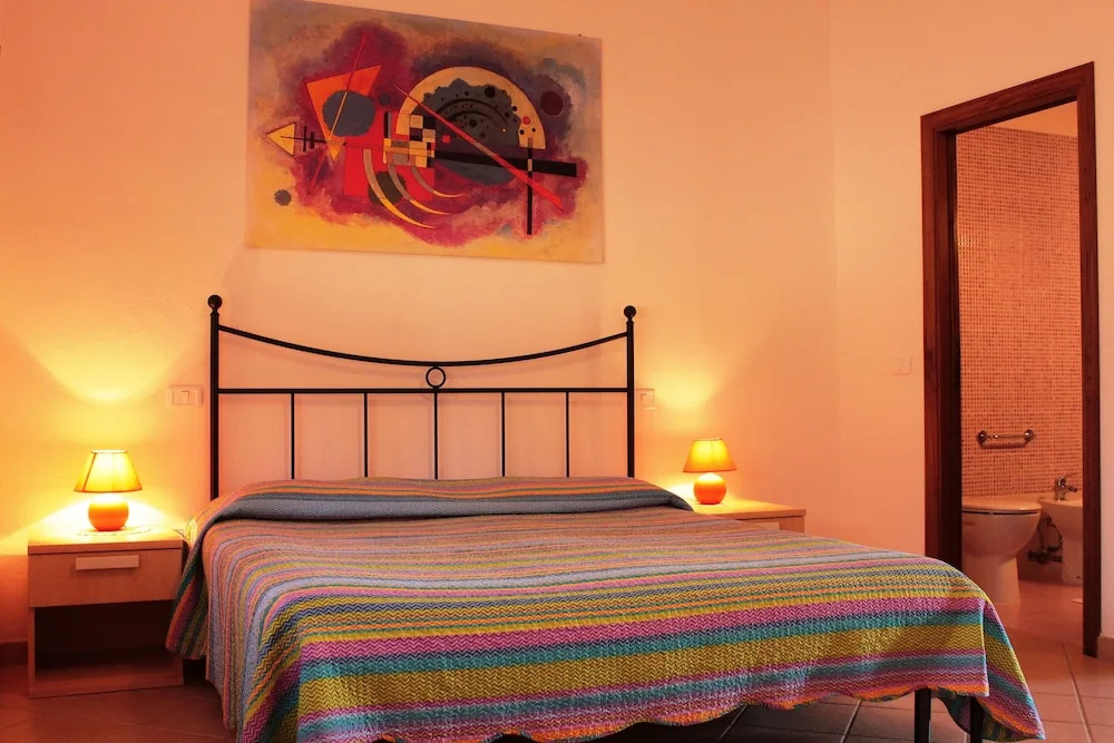 1 Bedroom Standard Double room (full double bed)
