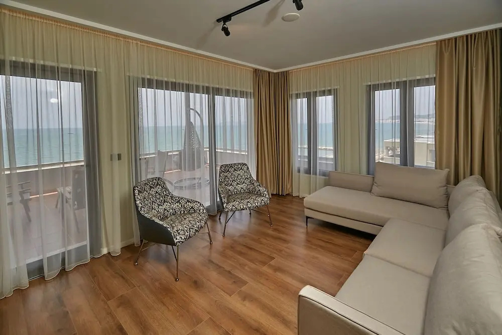Executive Suite with sea view