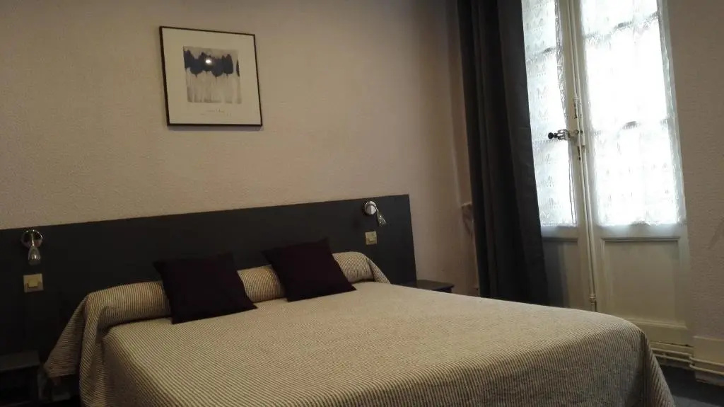 Standard Double room (twin beds)