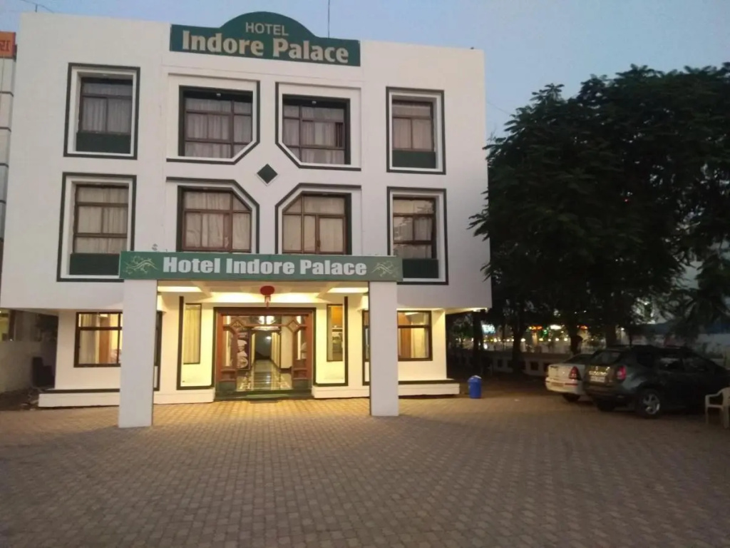 Hotel Indore Palace