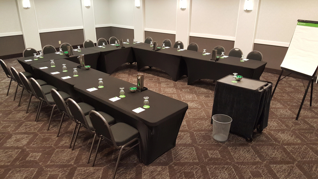 Holiday Inn Bloomington Airport South Mall Area by IHG - Général