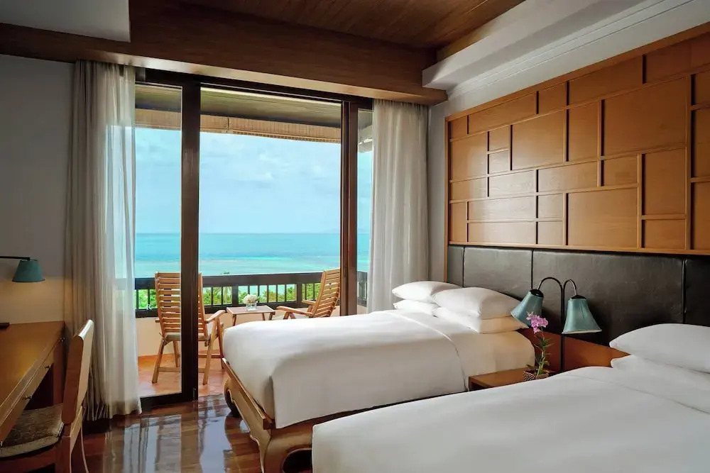 Двухместный номер Standard с балконом и с видом на море 2 отдельные кровати в Renaissance Koh Samui Resort & Spa