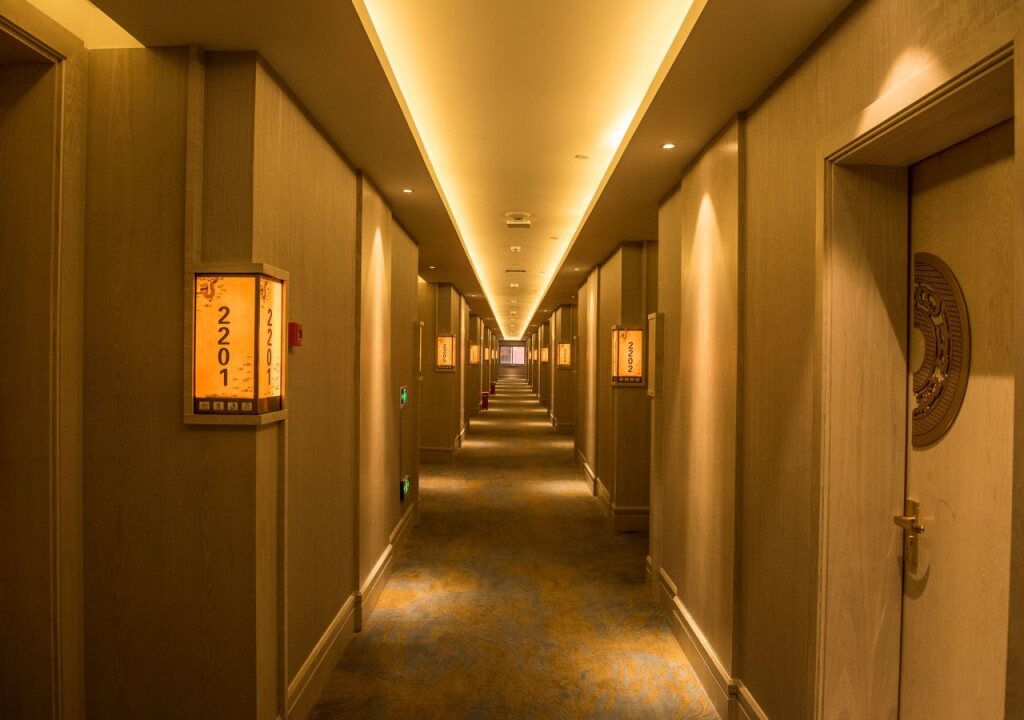 Golden Dragon Harbour Hotel