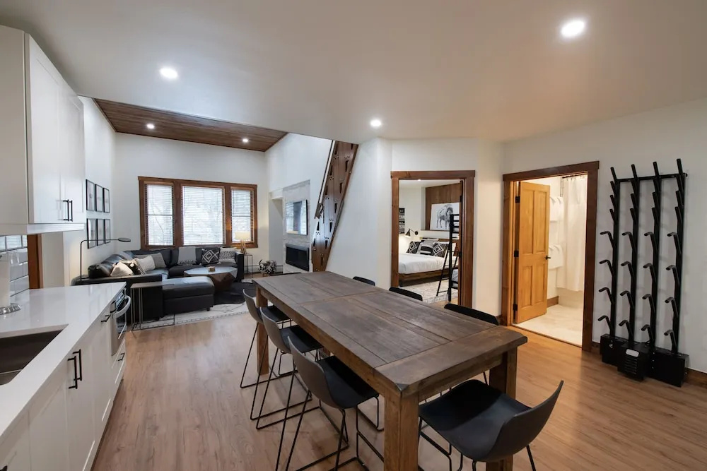 First Floor Condo Easy Access to Ski Adventure - Zephyr Mountain Lodge Premium-Rated 2100