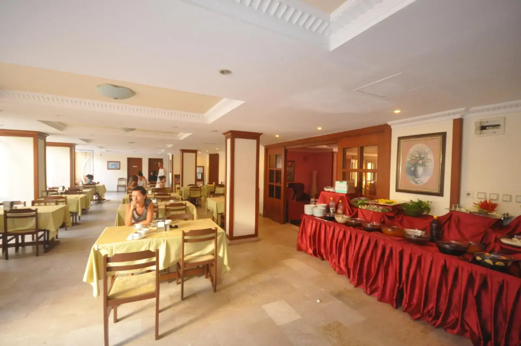 Hotel photo 13