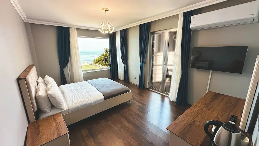 Luxury Triple room
