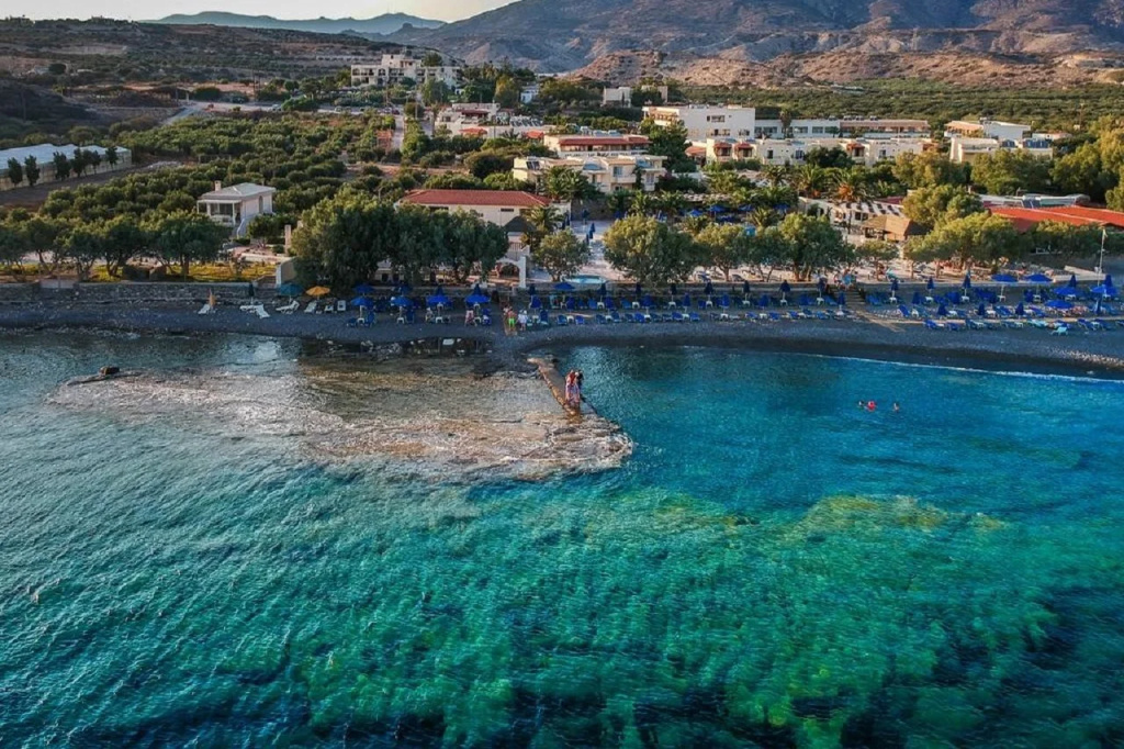 Beach & Waterfront