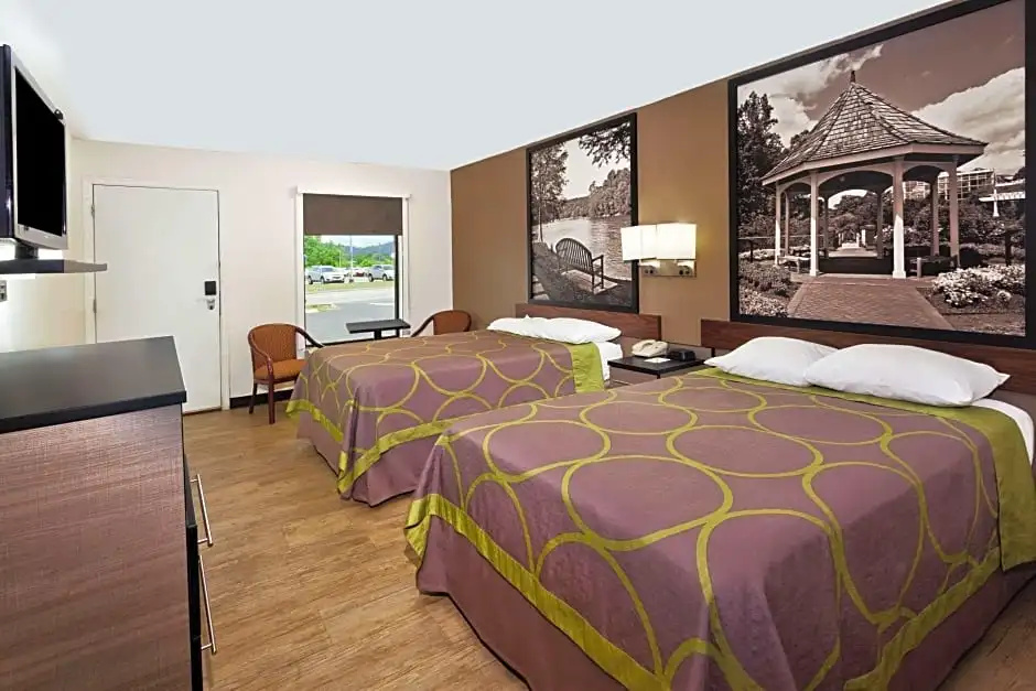 Deluxe Quadruple room