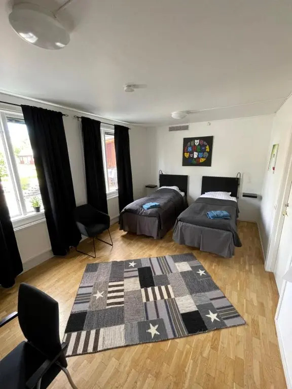 Economy room