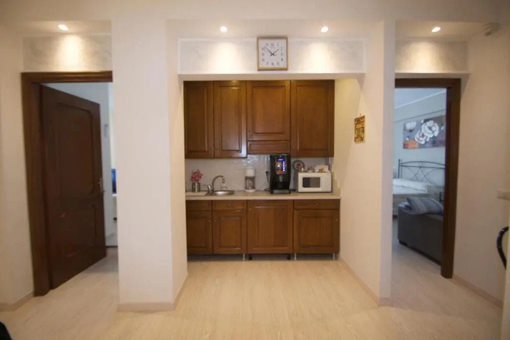 Economy room
