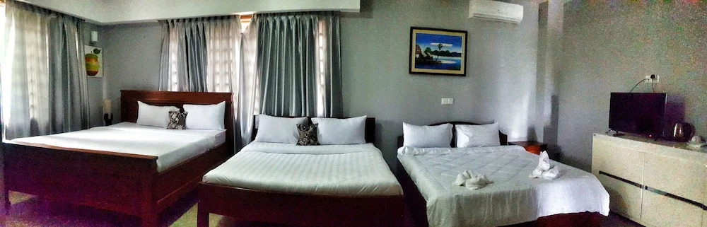 Трёхместный номер Standard в White Lotus Resort