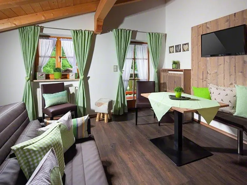 Gästehaus und Ferienwohnungen Egglerlehen - Chambres