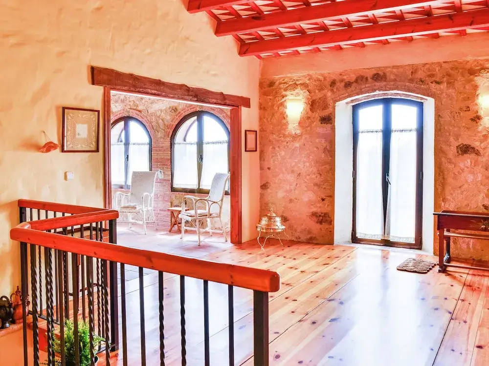 Large Farmhouse with Private Pool & Large Garden near Beach - фото 13