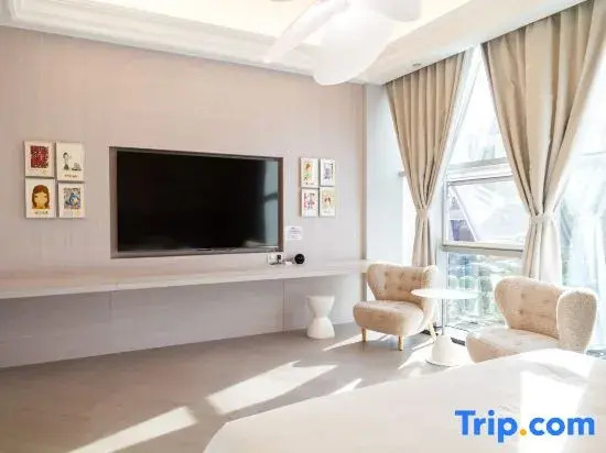 Номер Deluxe в Beijing Saga Hotel