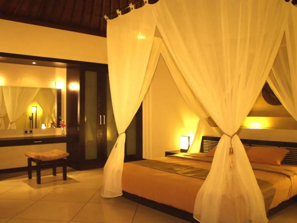 2 Bedrooms Villa