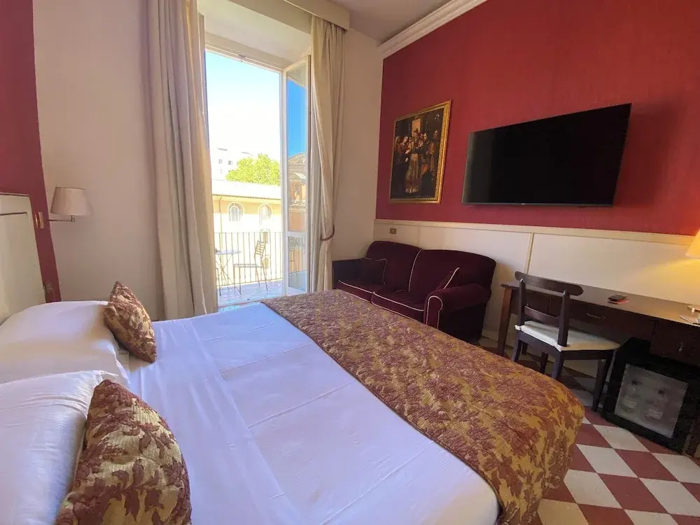 Deluxe Double room with garden view (full double bed)