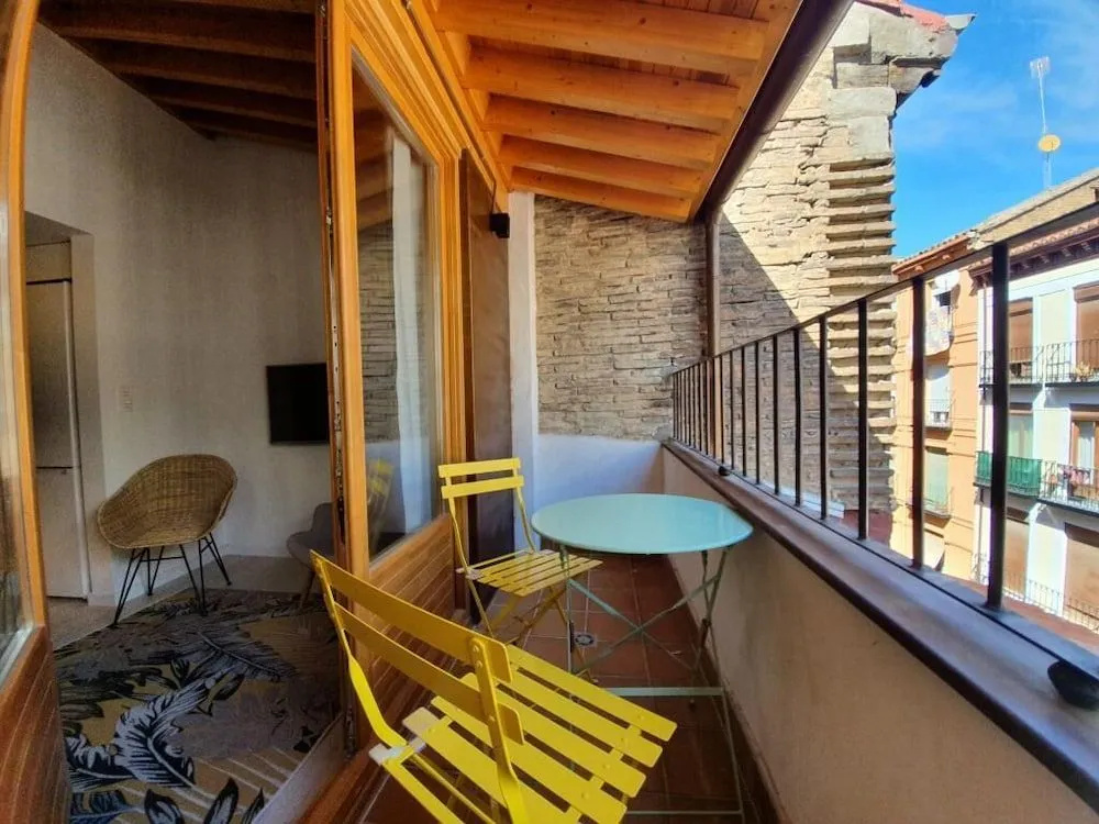 Balcony & Terrace