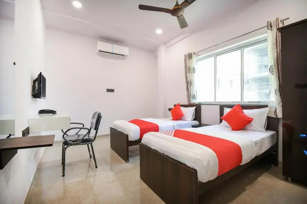 Aloha Service Apartment by OYO Rooms