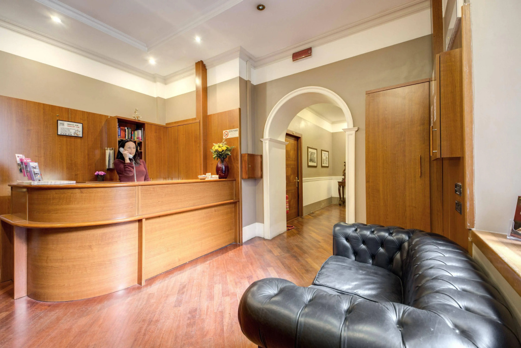 Hotel photo 12
