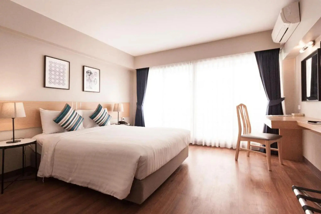 Отель Samran Place Hotel в Бангкоке