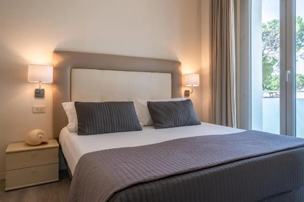 1 Bedroom Deluxe Apartment