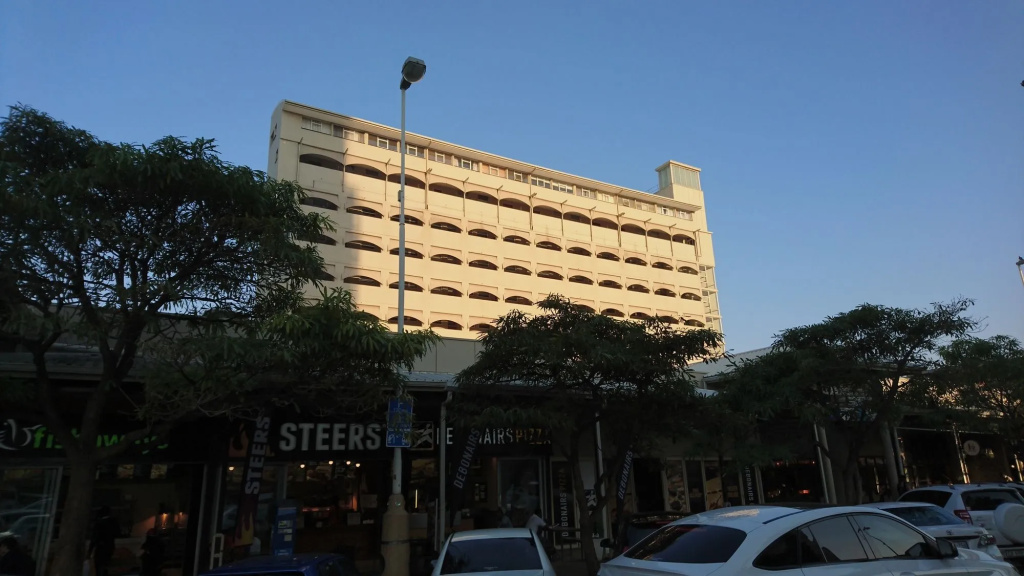 403 Lighthouse Mall Apartments