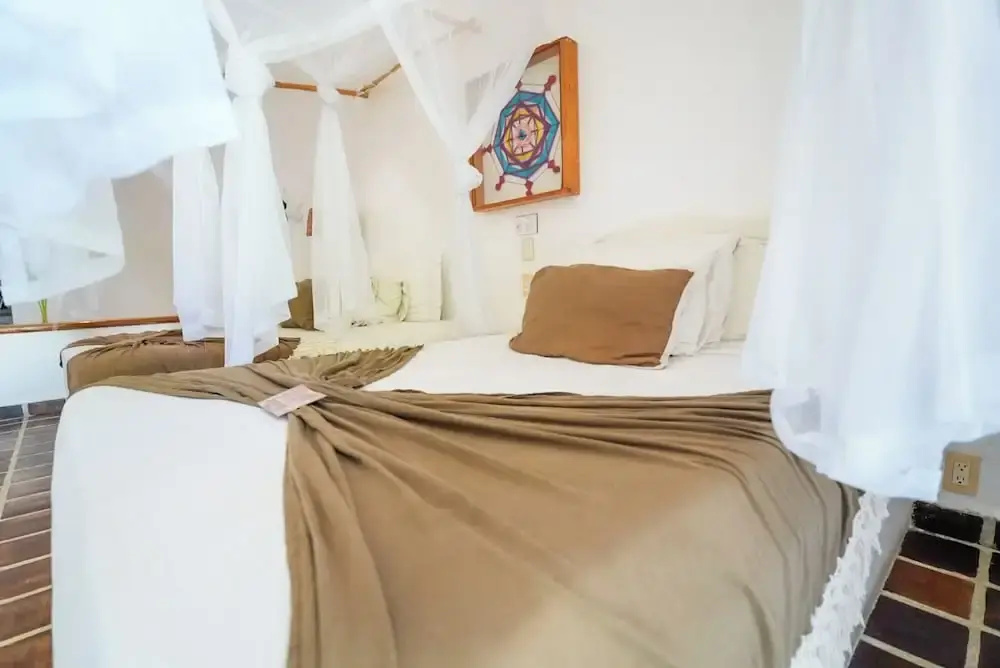 Standard Double room with balcony (full double bed)
