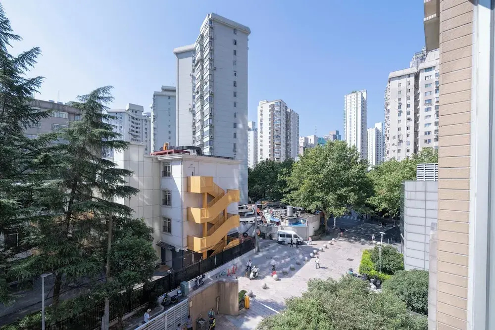 Tyms Cozy 2BR 1BA Apt Xuhui Metro
