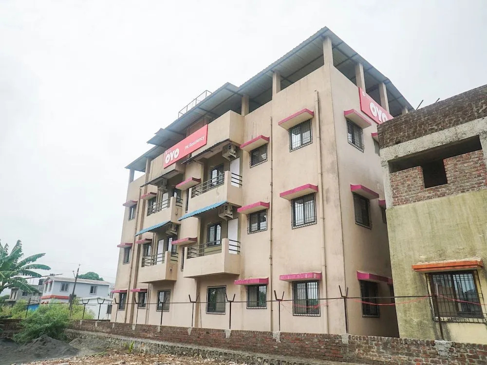 OYO Flagship 13612 PK Residency