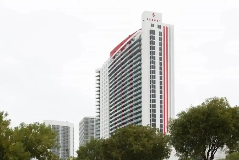 Ocean View 3 Bed 3 Bath Across The Beach @ Beachwalk