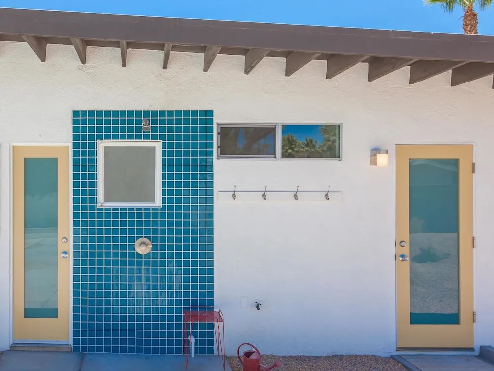 Felix House