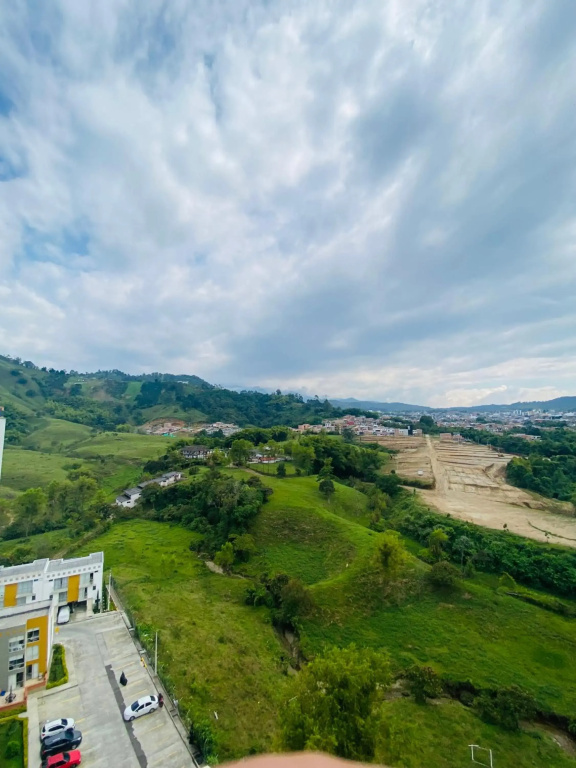 Colibri's Penthouse With Wild Hummingbirds & Views