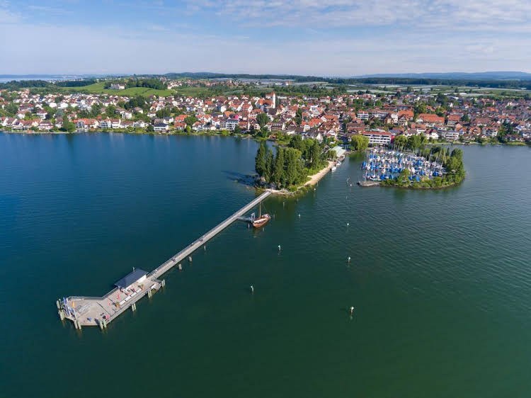 Beach & Waterfront