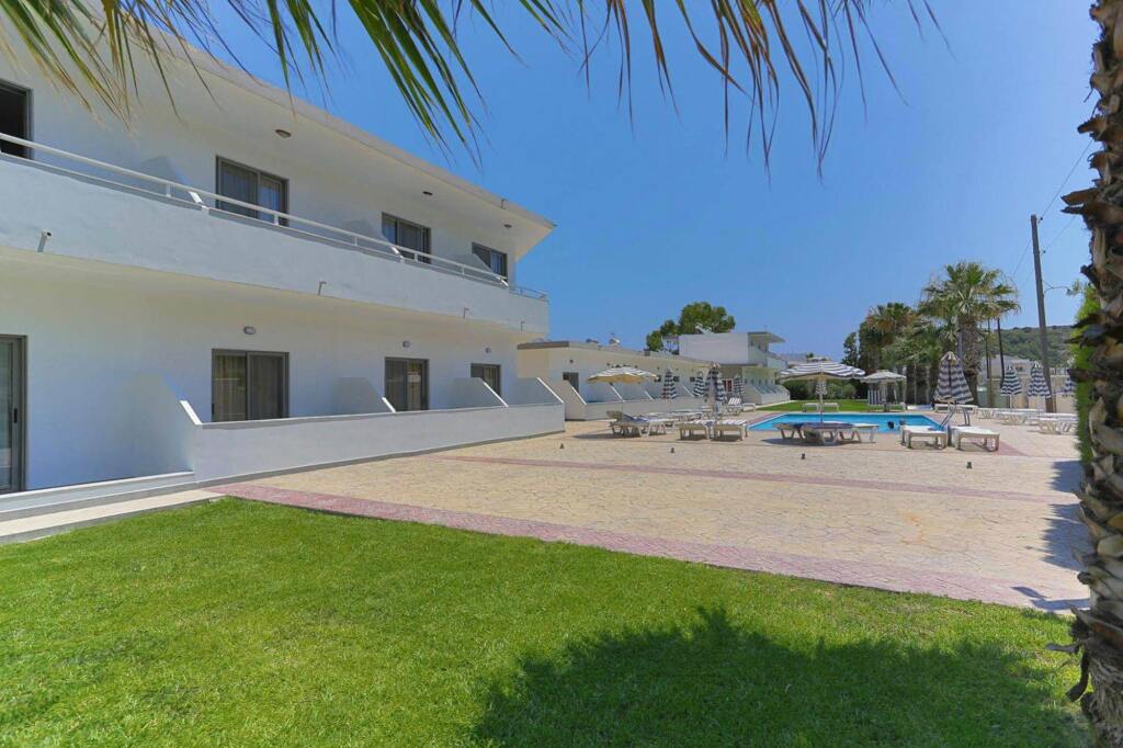 Vergina Sun 3 *