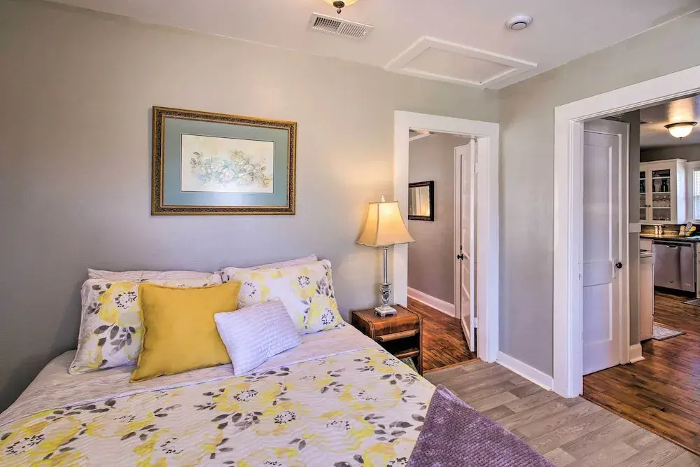 Hot Springs Home - Walk to Oaklawn Casino! — фото