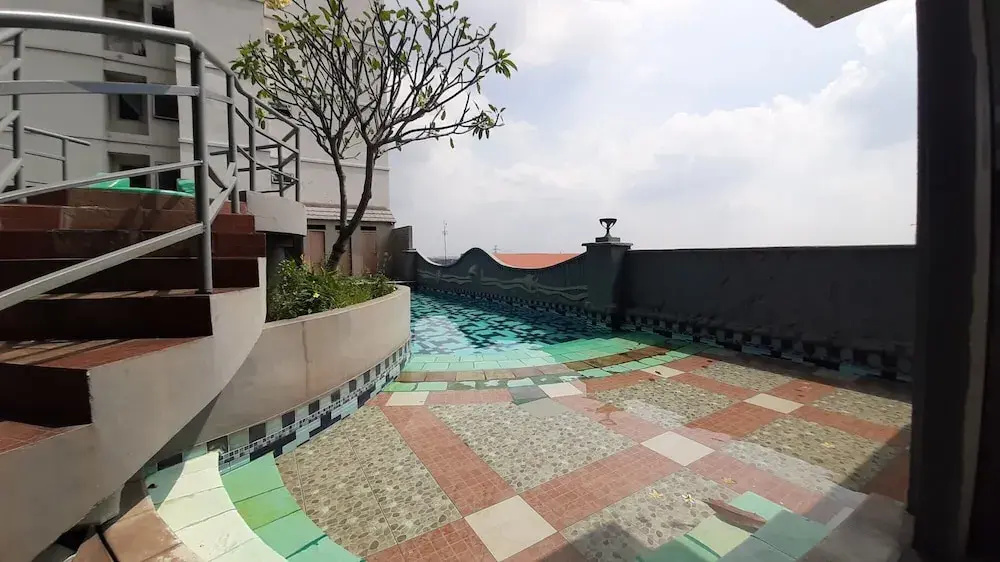 Spacey 2BR Apartment at Great Western Resort